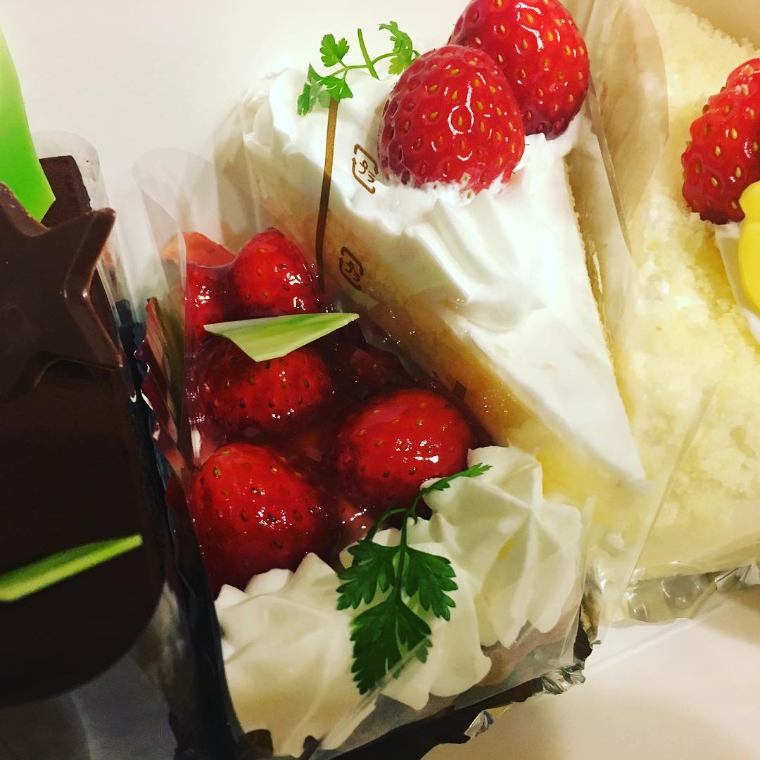 ♡
旦那からケーキ♡