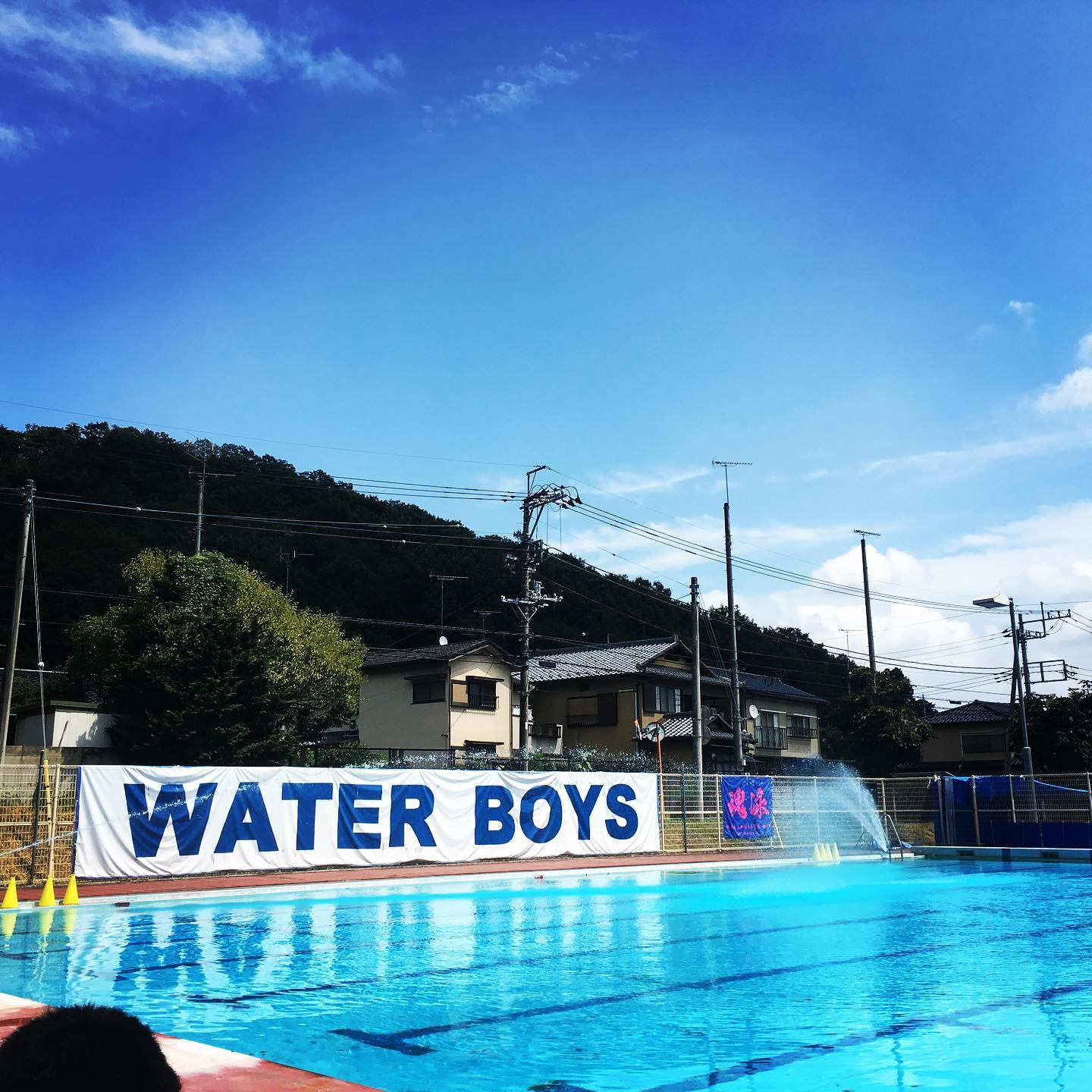 高校生のパワーに感動
本当に涙がでた。感動した。
学園祭のクオリティも高くて。
楽しませてもらい。
いいなあー若いって。笑。
私も前向きに日々を大切に頑張りたい。