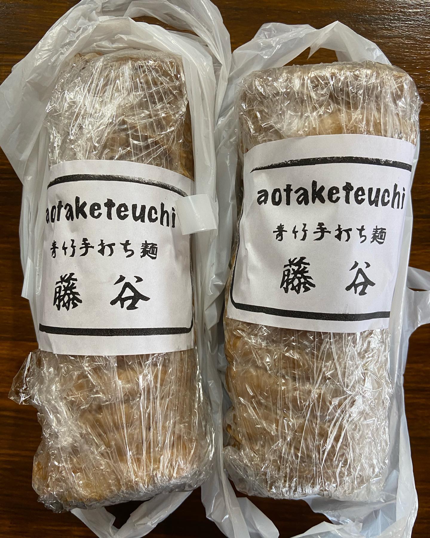 いつも沢山のお客様、御来店ありがとうございます。当店の自慢のチャーシューブロック、お中元に大人気です。
こちらはご予約でよろしくお願いします。
本日ご予約のA様、美味しいチャーシューが出来ました。ありがとうございましたm(_ _)m