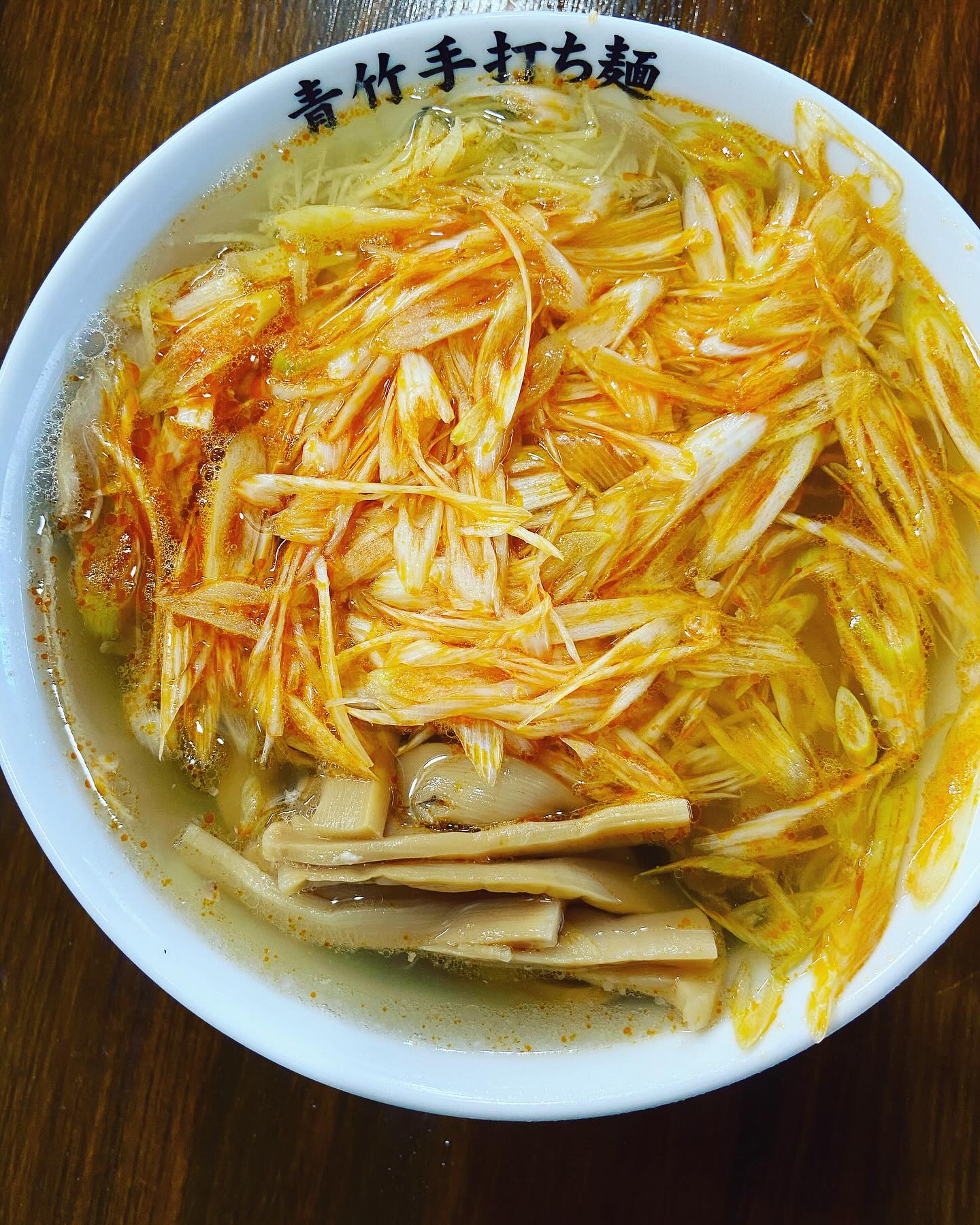 #塩レモンラーメン🍋  #塩レモンラーメン🍋                  
スタッフがどハマリの塩バターコーンラーメンを始めます！
券売機のボタンは爆ネギラーメンのボタンで対応致します。
塩バターコーンラーメン希望のお客様はスタッフにお申し付けください！こちらはSNSメニュー！フォロワー様しか知らないメニュー！店内には表示しません！藤谷でこのメニューを頼むなんて！お客様はさすがです！笑
️写真は爆ネギラーメン️