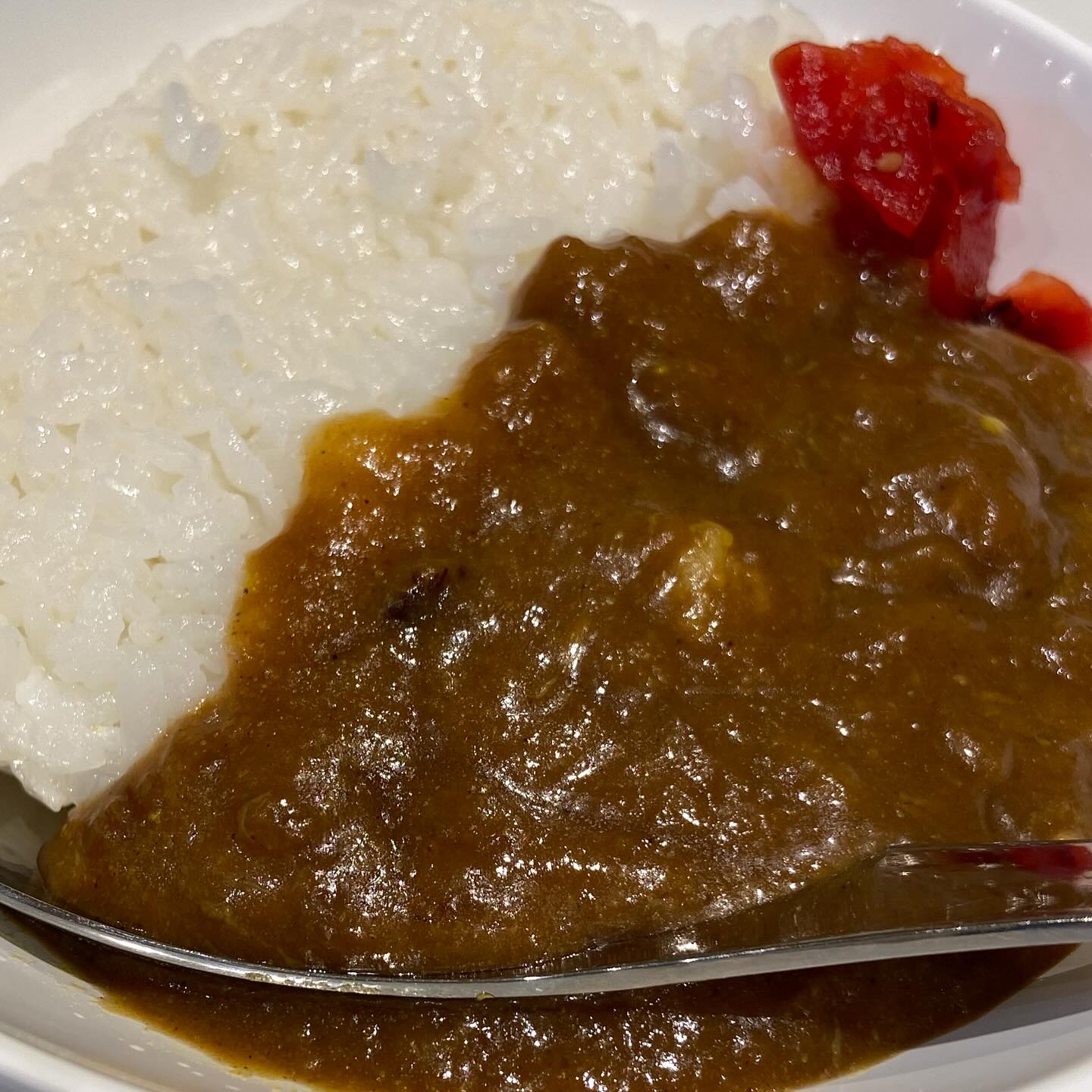8月がやって参りました。
暑い夏、お客様いかがお過ごしでしょうか？

今月よりランチセットAの内容を変更  ミニカレー皿  になります。 
ランチセットはお好きな麺にプラスでAセットかBセットをお選びいただくセットですので、麺と一緒にお食事を楽しんでくださいね！
  #塩レモンラーメン🍋  #塩レモンラーメン🍋   #冷たい塩レモンラーメン🍋