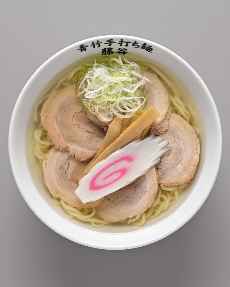 佐野駅近3分、年間1万杯作る元祖レモンラーメン

本気仕込みのチャーシュー麺
⁡