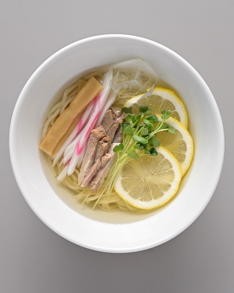 佐野駅近3分、年間1万杯作る元祖レモンラーメン

こちらは夏期限定 冷たい塩レモンラーメン
⁡
 
 #塩レモンラーメン🍋