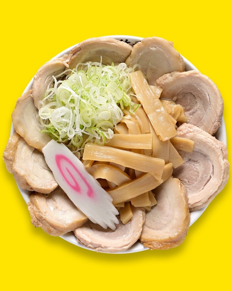 佐野駅近3分、年間1万杯作る元祖レモンラーメン

鬼チャーシューメン
⁡
 
 #塩レモンラーメン🍋